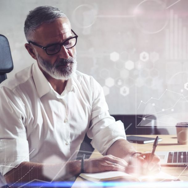 dermaliq working in Office